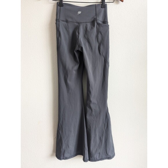 Fabletics Leggings Pure Luxe Women’s Gray Flare Leg Workout Pants‎ Women's XXS - Picture 2 of 4